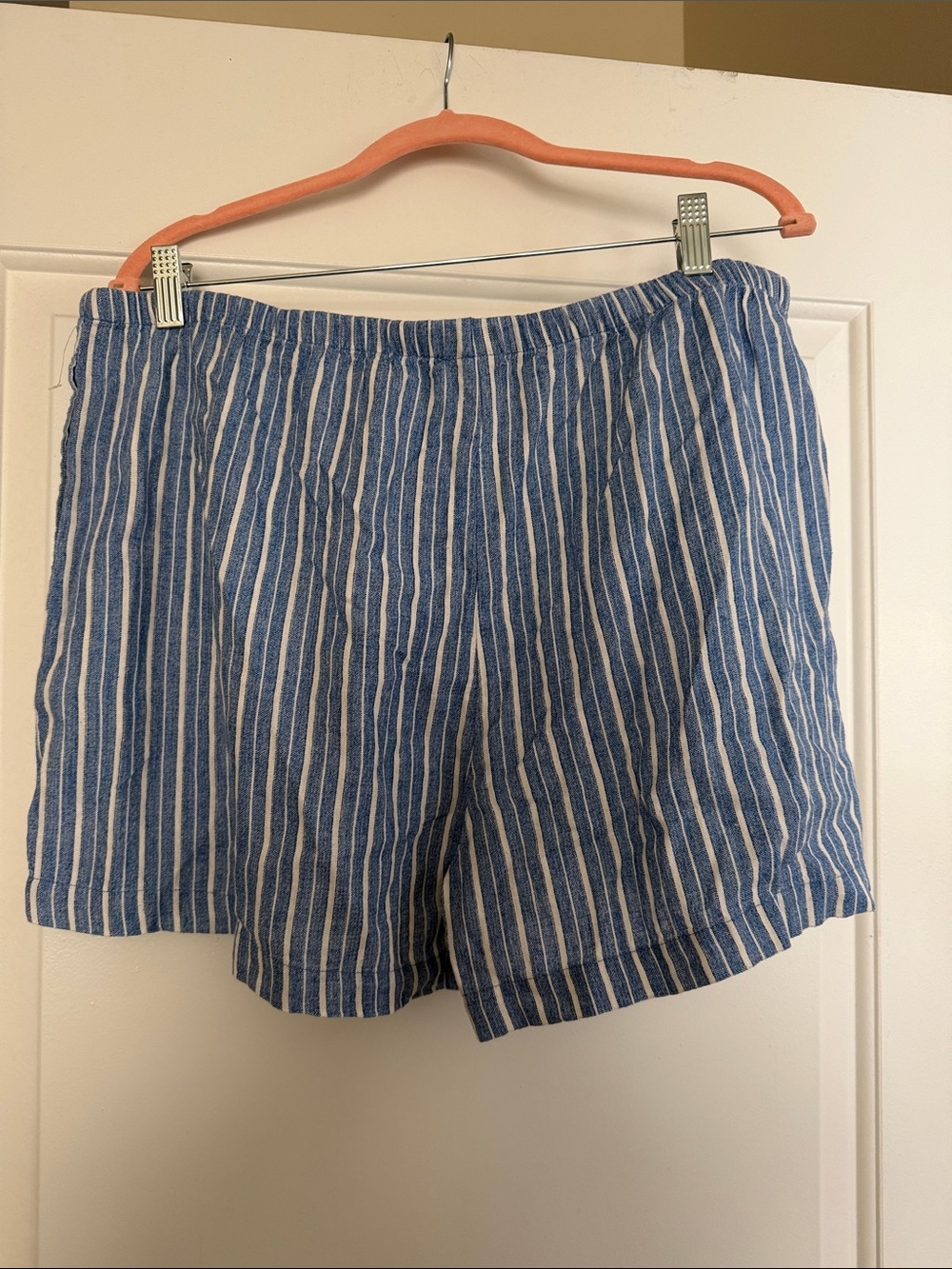 Target Blue Striped Women's Casual Pull-On Shorts - Picture 3 of 3